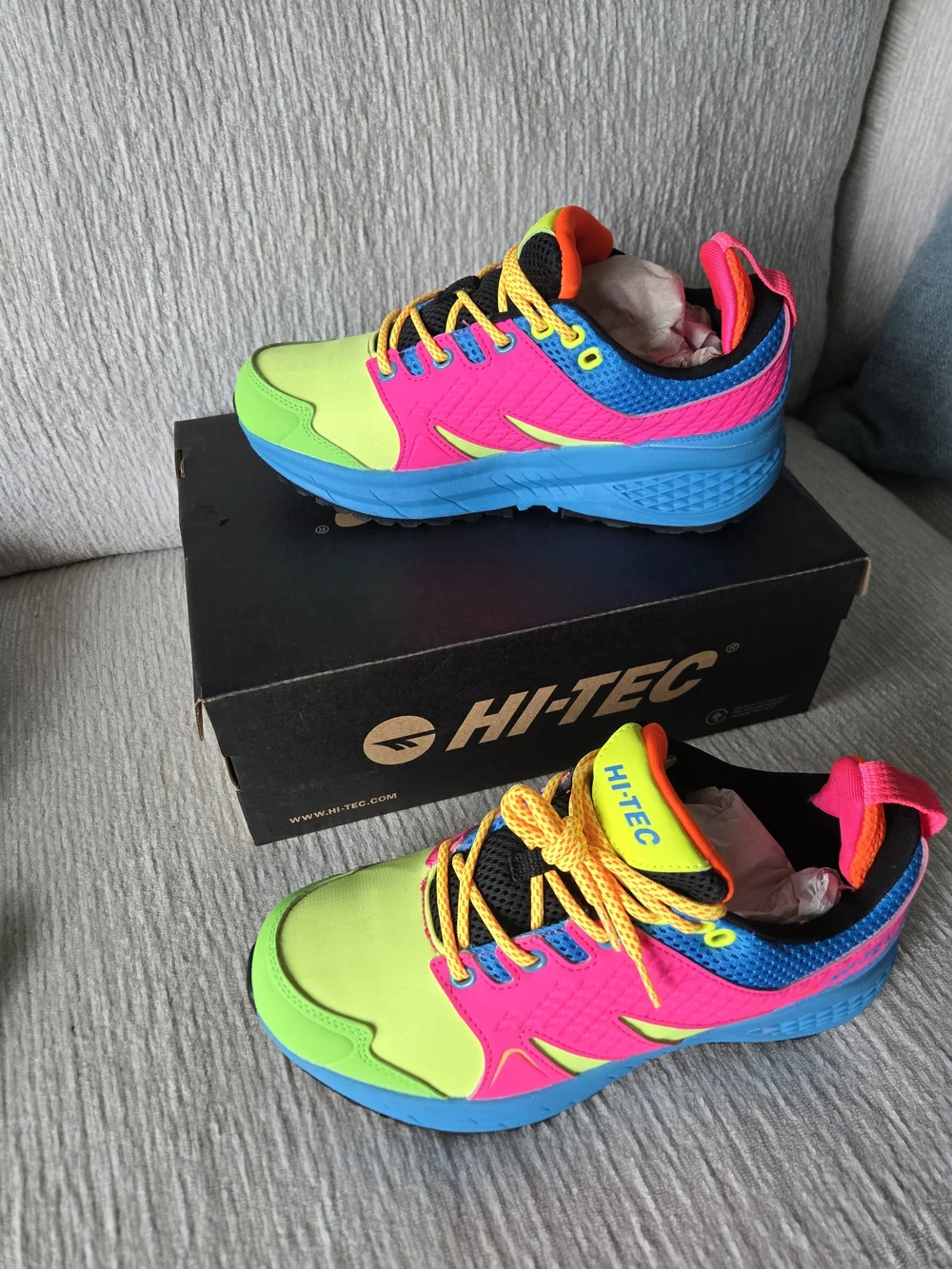 Hi-Tec Youth 5.5 Or Women 7 Neon Green Pink Blue Limited Edition